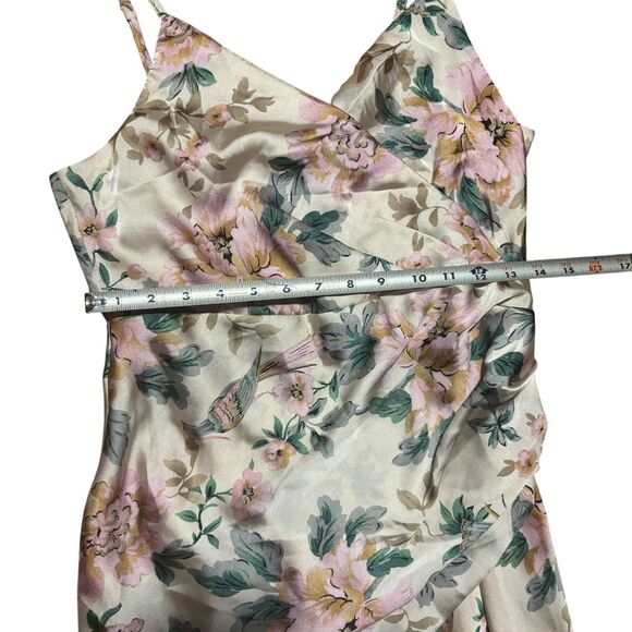 NEW Pippa & Pearl Satin Floral Wrap Front Gown- Size M - Picture 5 of 9